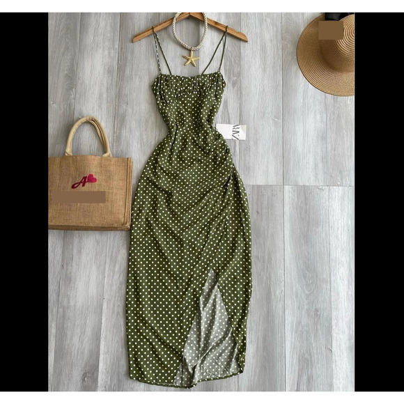 ZARA Blogger Fave Printed Ruched Midi Dress NWT LAST ONE!!! 💚 - Picture 16 of 16